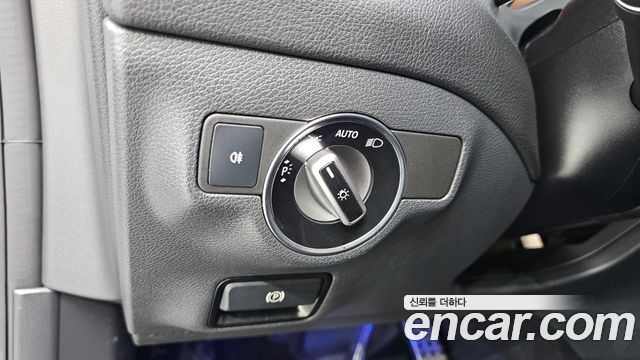 Mercedes-Benz CLA-Class 2019 — photo 17