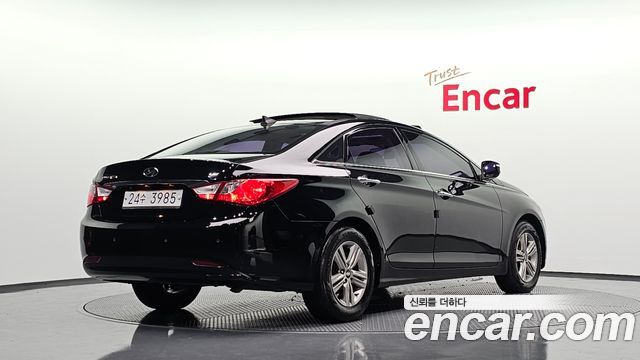 Hyundai Sonata 2014 — photo 2