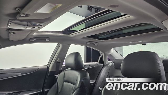 Hyundai Sonata 2014 — photo 22