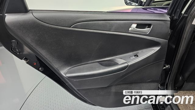 Hyundai Sonata 2014 — photo 15