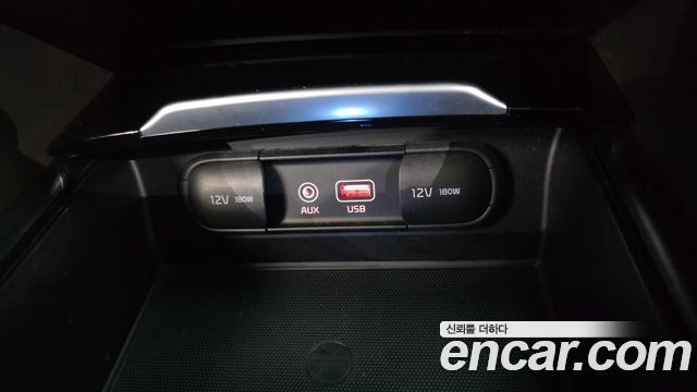 Kia K7 2016 — photo 19