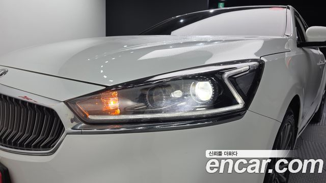 Kia K7 2016 — photo 8