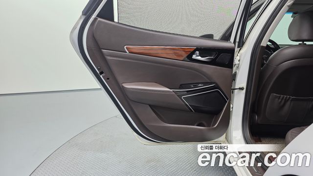 Kia K7 2016 — photo 15