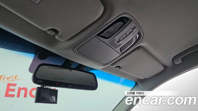 Kia K7 2016 — photo 27