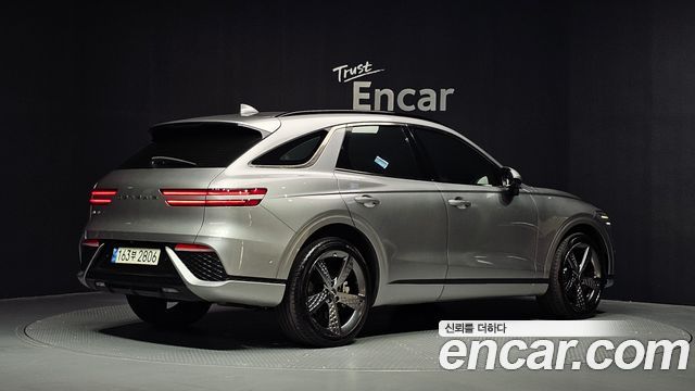 Genesis GV70 2021 — photo 2