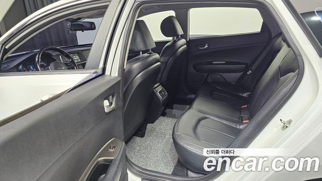 Kia K5 2020 — photo 15