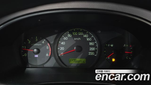 Hyundai Starex 2015 — photo 8