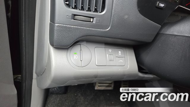 Hyundai Starex 2015 — photo 16