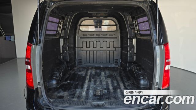 Hyundai Starex 2015 — photo 20