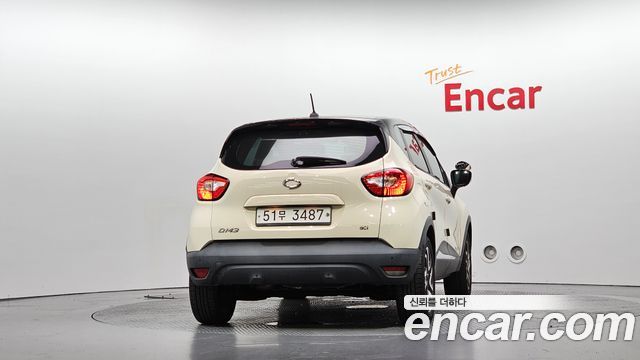 Renault Korea QM3 2014 — photo 4