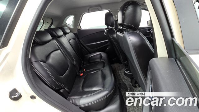 Renault Korea QM3 2014 — photo 12