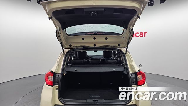 Renault Korea QM3 2014 — photo 20