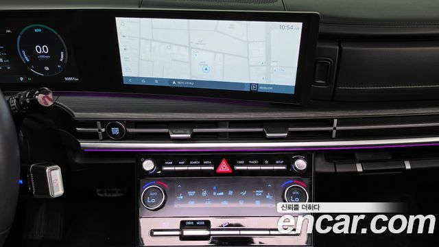 Hyundai Santafe 2024 — photo 18