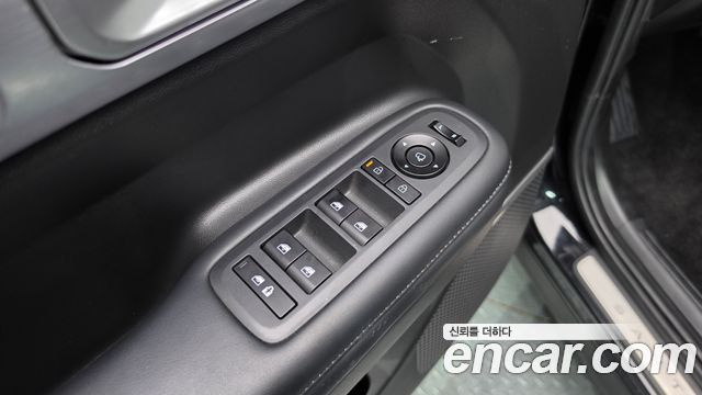 Hyundai Santafe 2024 — photo 30