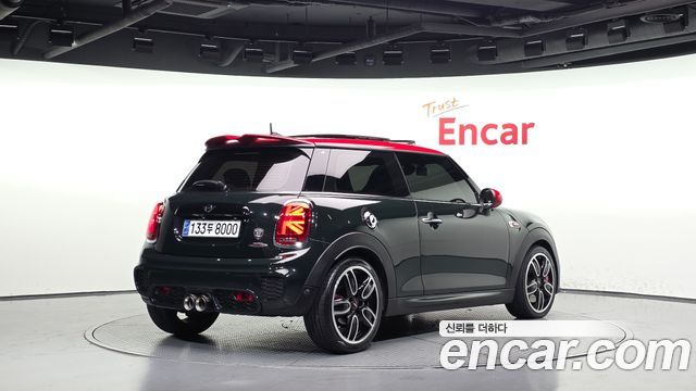 Mini Cooper 2018 — photo 2