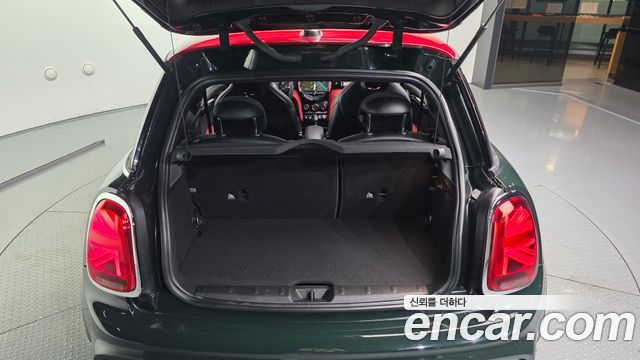 Mini Cooper 2018 — photo 20