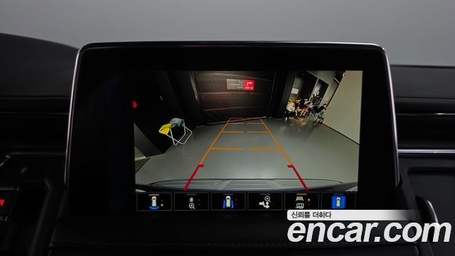 Chevrolet Korea Tahoe 2022 — photo 20