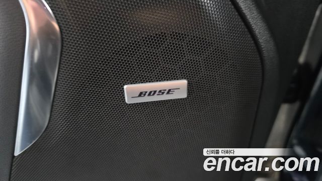 Chevrolet Korea Tahoe 2022 — photo 28