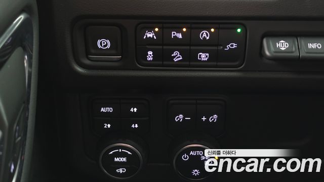Chevrolet Korea Tahoe 2022 — photo 31