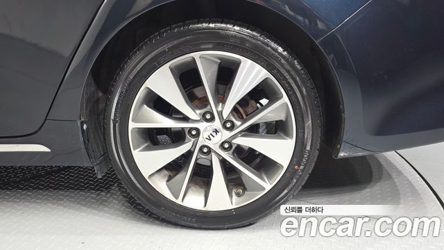 Kia K5 2016 — photo 5