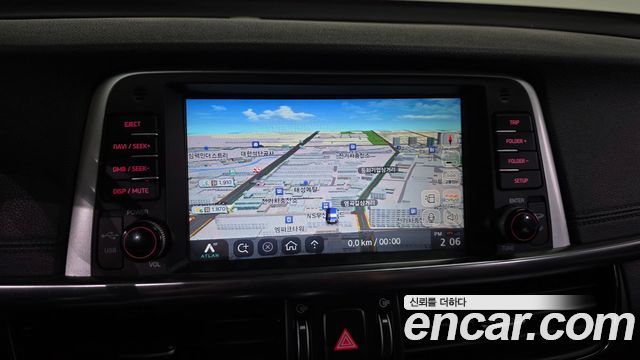 Kia K5 2016 — photo 20