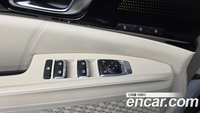Kia Canival 2025 — photo 17