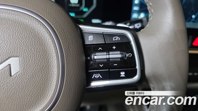 Kia Canival 2025 — photo 21