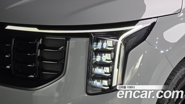 Kia Canival 2025 — photo 8