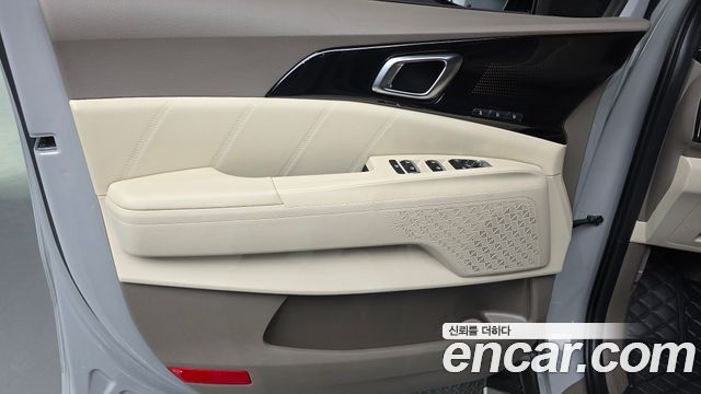 Kia Canival 2025 — photo 14