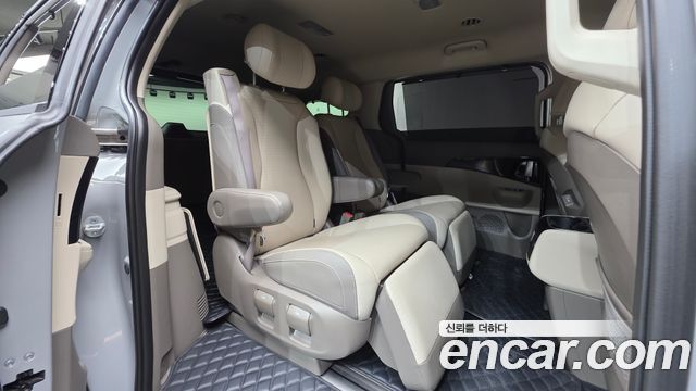 Kia Canival 2025 — photo 32