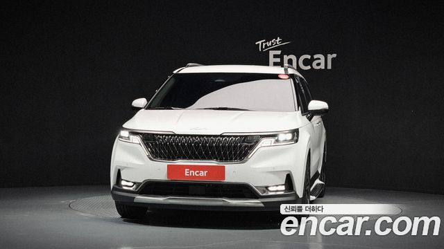 Kia Canival 2022 — photo 3
