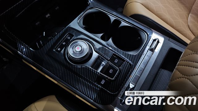 Kia Canival 2022 — photo 12