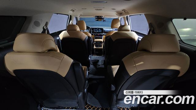 Kia Canival 2022 — photo 18