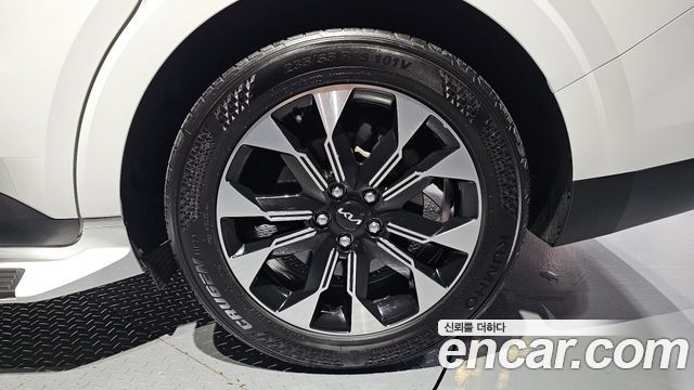 Kia Canival 2022 — photo 7