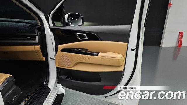 Kia Canival 2022 — photo 15