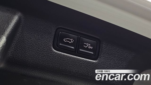 Kia Canival 2022 — photo 28