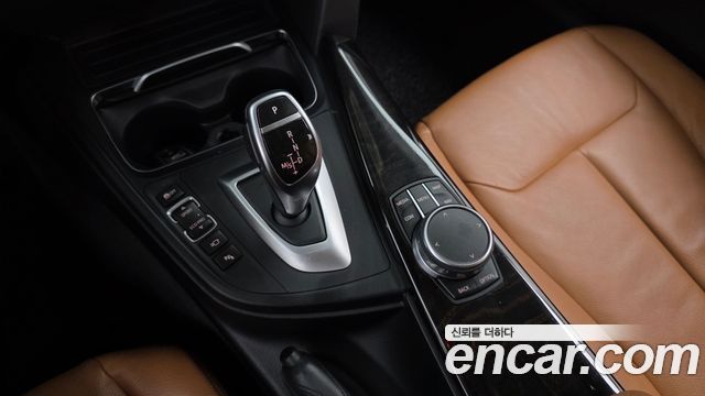 BMW 4-Series 2018 — photo 12
