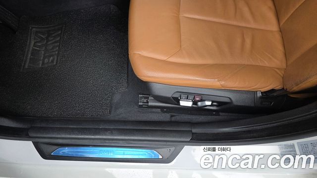 BMW 4-Series 2018 — photo 31