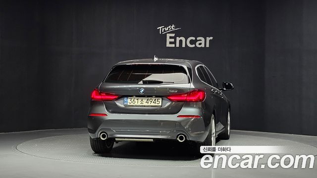 BMW 1-Series 2020 — photo 4