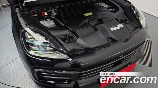 Porsche Cayenne 2022 — photo 6
