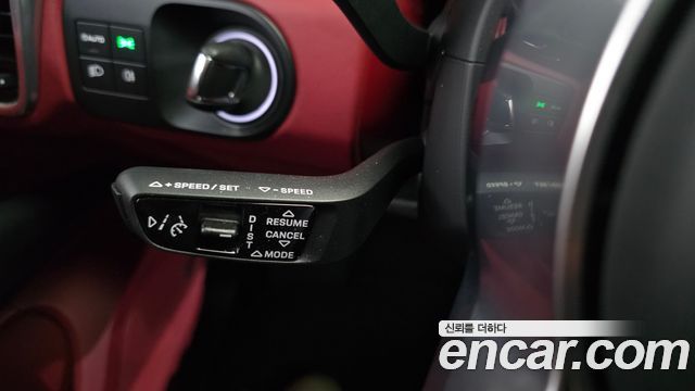 Porsche Cayenne 2022 — photo 31