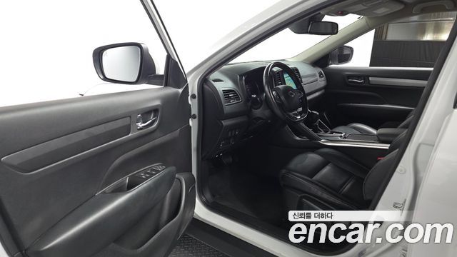 Renault Korea QM6 2023 — photo 13