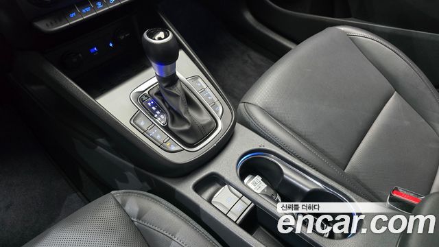 Hyundai Kona 2023 — photo 12