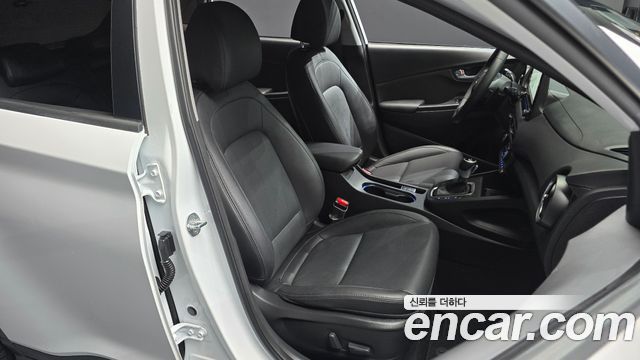 Hyundai Kona 2023 — photo 18