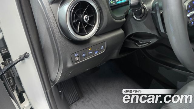 Hyundai Kona 2023 — photo 24