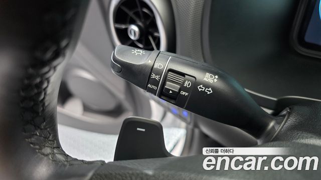 Hyundai Kona 2023 — photo 25