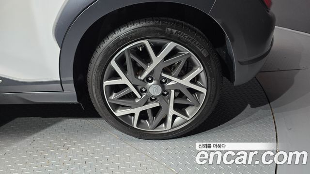 Hyundai Kona 2023 — photo 7