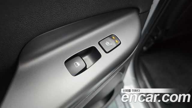 Hyundai Kona 2023 — photo 28