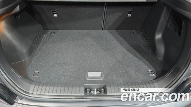 Hyundai Kona 2023 — photo 30