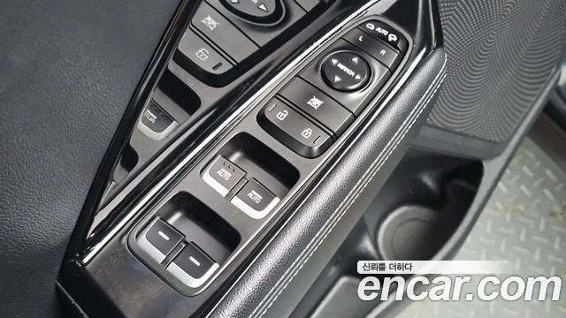 Kia Niro 2017 — photo 20